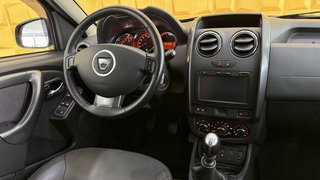 Dacia Duster I Basis 4x2 PDC SHZ A/C TEMPOMAT SCHECKHEFT - bilder 5