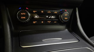 Mercedes-Benz CLA 200  SHZ PDC NAVI NIGHT-PAKET KEYLESS GO - photo 9