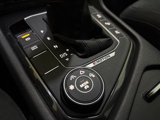 Volkswagen Tiguan 2.0 TDI R-LINE 4MOTION ACC SHZ 360°CAM HUD - foto 24