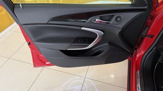 Opel Insignia 2.8 Turbo 4x4 OPC   NAVI TEMPOMAT - bilder 14