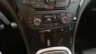 Opel Insignia 2.8 Turbo 4x4 OPC   NAVI TEMPOMAT - bilder 17