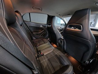 Mercedes-Benz GLA 200 Urban*Bi-Xenon*Navi*Teilleder*Temp*Klima - bilder 3