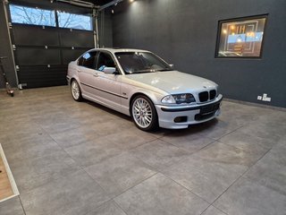 BMW 330 Used vehicle for sale