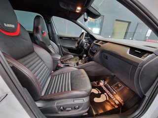 Skoda Octavia Combi RS*CarPlay*Xenon*Memory*AHK* - photo 3