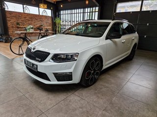Skoda Octavia Combi RS*CarPlay*Xenon*Memory*AHK* - photo 3