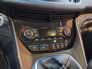 Ford Kuga Titanium 4x4 *ALLRAD*2.0TDCi*Navi*EURO6* - bilder 6