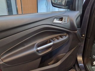 Ford Kuga Titanium 4x4 *ALLRAD*2.0TDCi*Navi*EURO6* - bilder 10