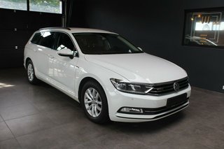 Volkswagen Passat 2.0 TDI Comfortline 4Motion*ACC*DSG*AHK - foto 1