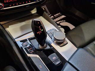 BMW 530d Touring M Sport*PANO*AHK*Head Up*CarPlay* - bilder 8