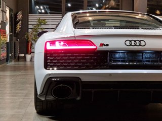 Audi R8 Coupe 5.2 FSI Performance*Bang&Olufsen*Navi* - bilder 1