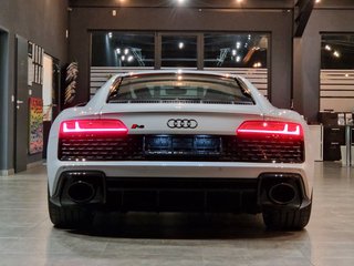Audi R8 Coupe 5.2 FSI Performance*Bang&Olufsen*Navi* - bilder 2