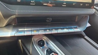 Corvette C8 Stingray 6,2Ltr. V8*BOSE*Dachpanel*Kamera* - bilder 2