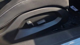 Corvette C8 Stingray 6,2Ltr. V8*BOSE*Dachpanel*Kamera* - bilder 5