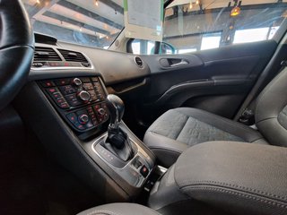 Opel Meriva B Innovation 1,7CDTI*XENON*TEILLEDER*SHZ* - bilder 10