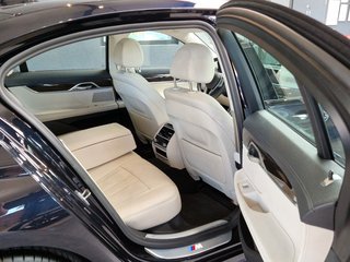 BMW 730d M-Sport*LED*Sound*Navi*Head Up* - bilder 19