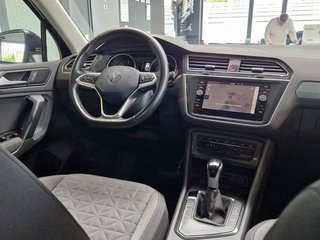 Volkswagen Tiguan Life 2,0TDI*KAMERA*AHK*NAVI*CLIMATRONIC - photo 2