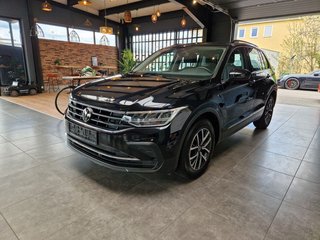 Volkswagen Tiguan Life 2,0TDI*KAMERA*AHK*NAVI*CLIMATRONIC - photo 6
