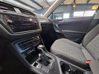 Volkswagen Tiguan Life 2,0TDI*KAMERA*AHK*NAVI*CLIMATRONIC - photo 9
