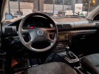 Volkswagen Passat Variant 1.9TDI - photo 1