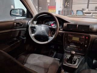 Volkswagen Passat Variant 1.9TDI - photo 6