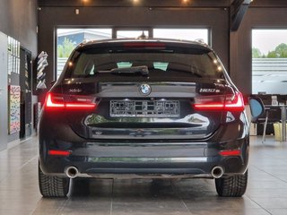 BMW 320e xDrive Touring Sport Line*Pano*Head Up*AHK - bilder 1