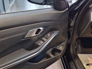 BMW 320e xDrive Touring Sport Line*Pano*Head Up*AHK - bilder 5