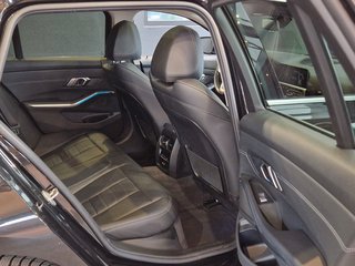 BMW 320e xDrive Touring Sport Line*Pano*Head Up*AHK - bilder 17