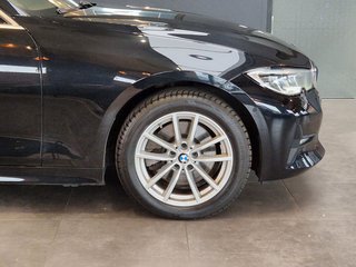 BMW 320e xDrive Touring Sport Line*Pano*Head Up*AHK - bilder 5