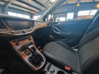 Opel Astra K Sports Tourer Selection 1.0*Xenon*Navi* - foto 9