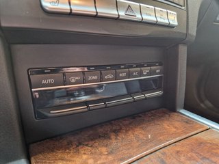 Mercedes-Benz Lim. E 350 BlueTEC 4-Matic*AHK*Navi - photo 10