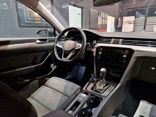 Volkswagen Passat Variant 2.0TDI*Navi*Keyless Start* - photo 8