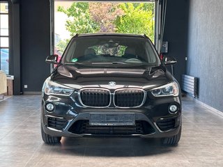 BMW X1 xDrive25d Sport-Line*PANO*AHK*HUD*KAMERA*KEYL - bilder 2