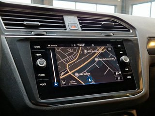 Volkswagen Tiguan Life 2.0TDI*KAMERA*CARPLAY*LED* - bilder 9