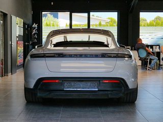 Porsche Taycan Panorama*Kamera*CarPlay*Navi* - photo 3
