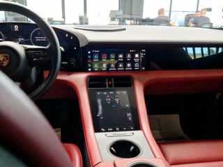 Porsche Taycan Panorama*Kamera*CarPlay*Navi* - photo 11