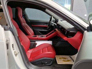 Porsche Taycan Panorama*Kamera*CarPlay*Navi* - photo 14