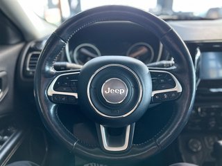 Jeep Compass Limited 4WD*Allrad*Automatik*Panorama* - bilder 7