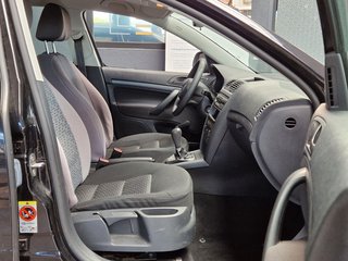 Skoda Octavia Combi Classic 1,6TDI*XENON*SPORTSITZ* - photo 8