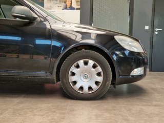 Skoda Octavia Combi Classic 1,6TDI*XENON*SPORTSITZ* - photo 9