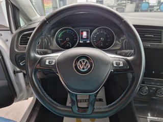 Volkswagen e-Golf VII Lim.*WÄRMEPUMPE*NAVI*LED*SCHNELLLADE* - bilder 3