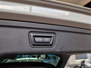 BMW 320i M Sport Touring*LED*Memory*Head Up*Kamera* - bilder 1