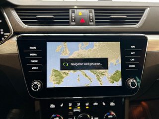 Skoda Superb 2.0TDI*Combi*7G*Kamera*LED* - foto 9
