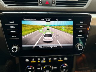 Skoda Superb 2.0TDI*Combi*7G*Kamera*LED* - foto 10