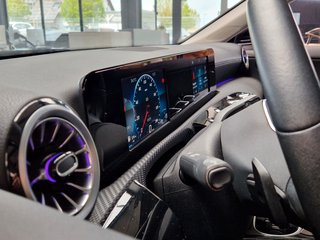 Mercedes-Benz A 180d Limousine Style*8G-DCT*KEYLESS*CARPLAY* - photo 2