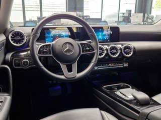 Mercedes-Benz A 180d Limousine Style*8G-DCT*KEYLESS*CARPLAY* - photo 3