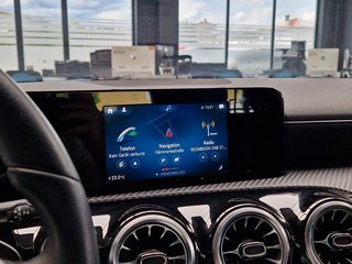Mercedes-Benz A 180d Limousine Style*8G-DCT*KEYLESS*CARPLAY* - photo 9