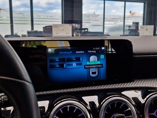 Mercedes-Benz A 180d Limousine Style*8G-DCT*KEYLESS*CARPLAY* - photo 16