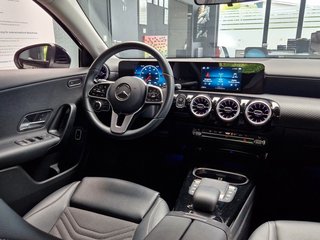 Mercedes-Benz A 180d Limousine Style*8G-DCT*KEYLESS*CARPLAY* - photo 24
