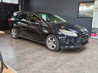 Ford Focus Turnier SyncEdition 1,0EcoBoost*PARK-PILOT - foto 2
