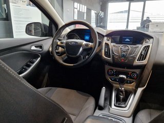 Ford Focus Turnier SyncEdition 1,0EcoBoost*PARK-PILOT - foto 2